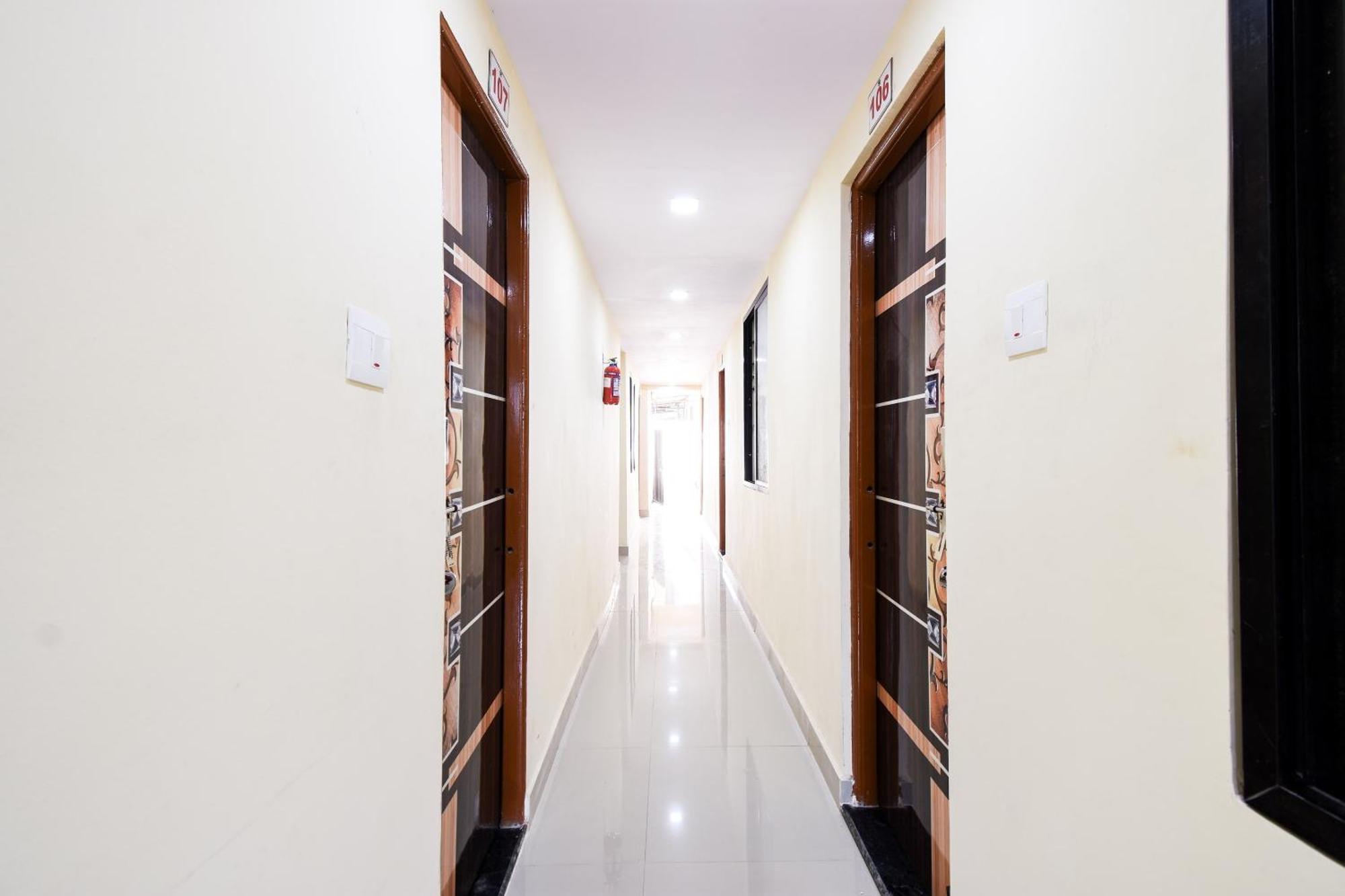 Hotel O Gaurav Guest House Nagpur Buitenkant foto
